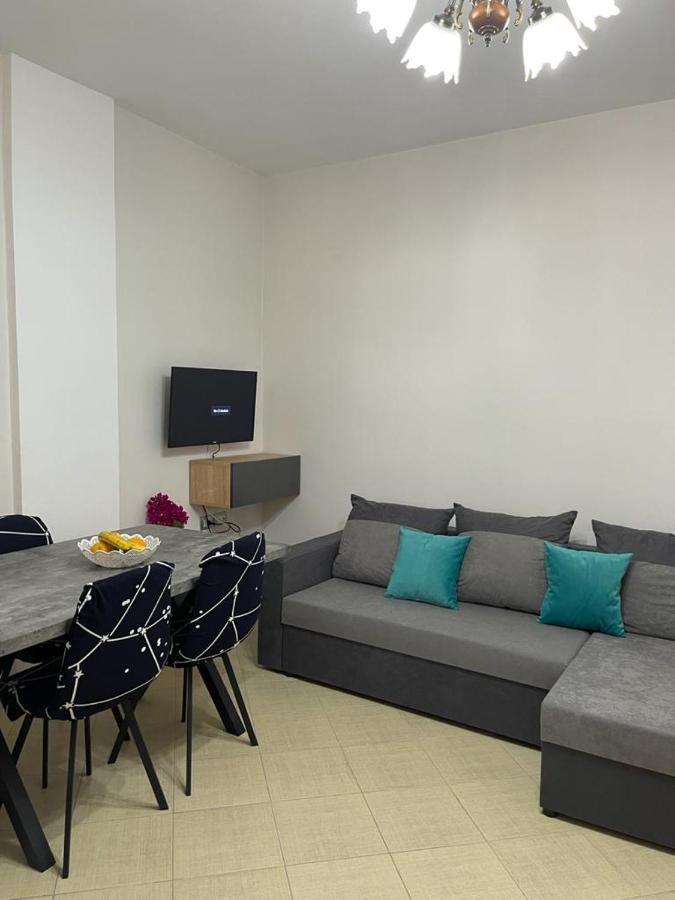 Near By The Sea Apartment Sarandë Exterior foto